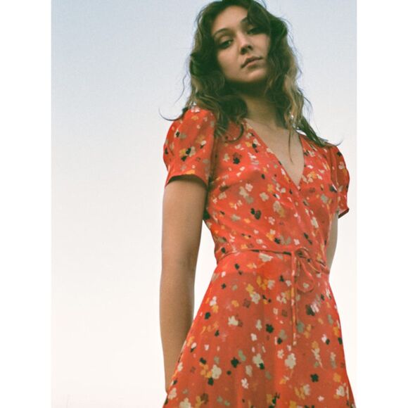 Realisation Par The Teale in Rouge Fleur 100% Silk Dress Size Large - Picture 5 of 11